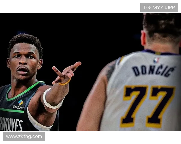 《安东尼·爱德华兹：从银幕传奇到幕后创新的心路历程》