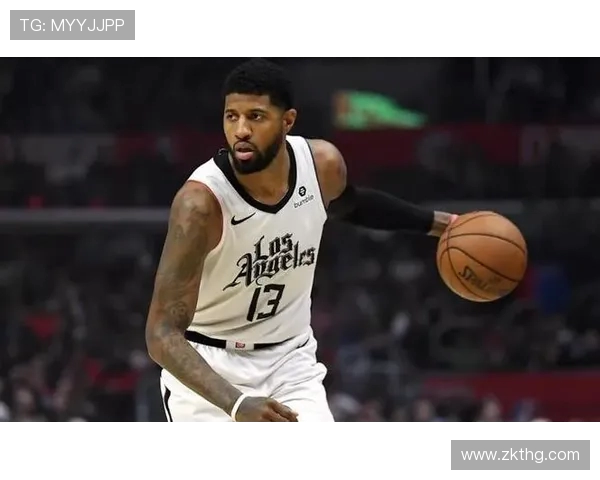 保罗乔治率队再度崛起展现攻防两端统治力引领球队冲击总冠军