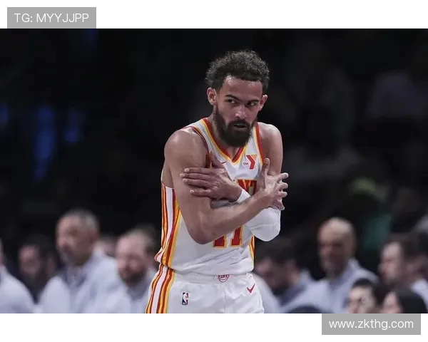 特雷·杨领衔攻防双修助力球队崛起成为联盟最强新星的秘诀解析 特雷·杨领衔攻防双修助力球队崛起成为联盟最强新星的秘诀解析