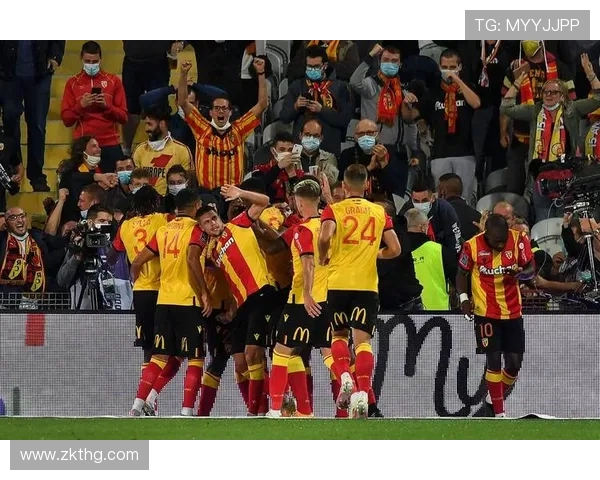 足球赛事实时比分更新及数据分析