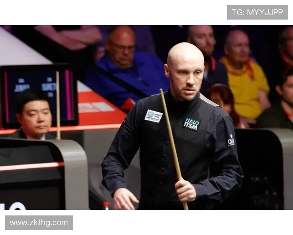 斯诺克：技术与策略的完美结合，揭秘顶级赛事背后的精彩故事